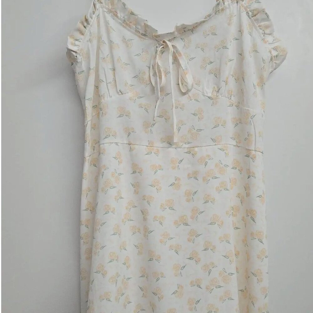 Beige/White floral dress (Like New)